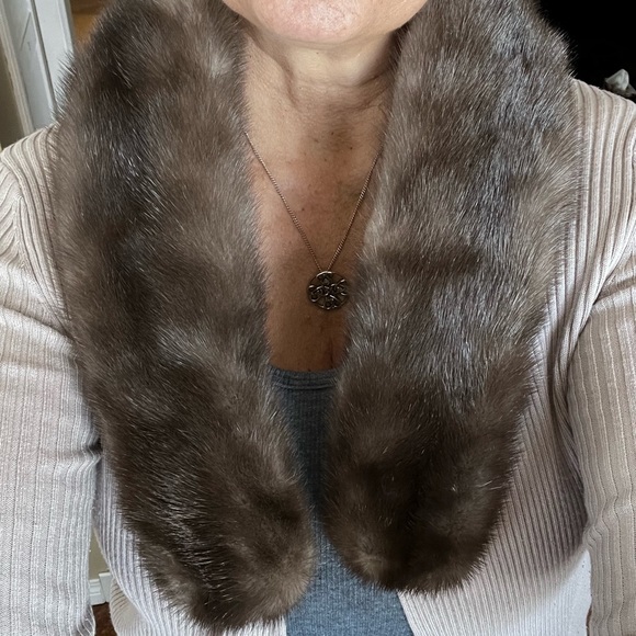 Scuby Furs Accessories - VINTAGE Real Mink Fur Stole Ombré Brown Colour